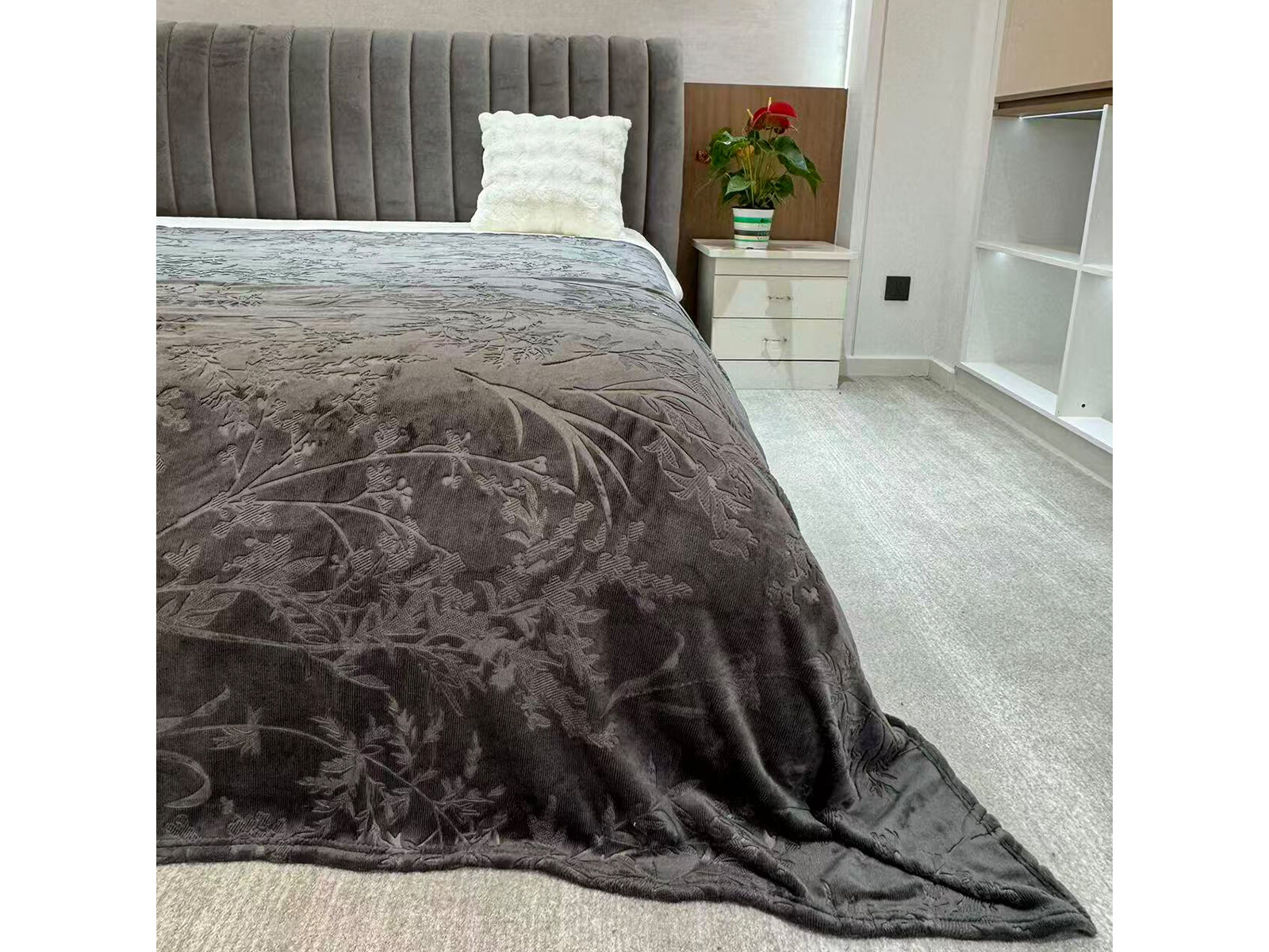 Κουβέρτα Λουλούδι Ανάγλυφη 200×220 cm Γκρι